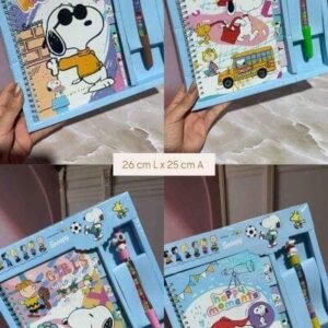 CAJA KIT AGENDA Y BOLIGRAFOSNOOPY