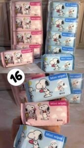 (16 UNIDADES ) 2 PAQUETES DEPAÑITOS HUMEDOS SNOOPY
