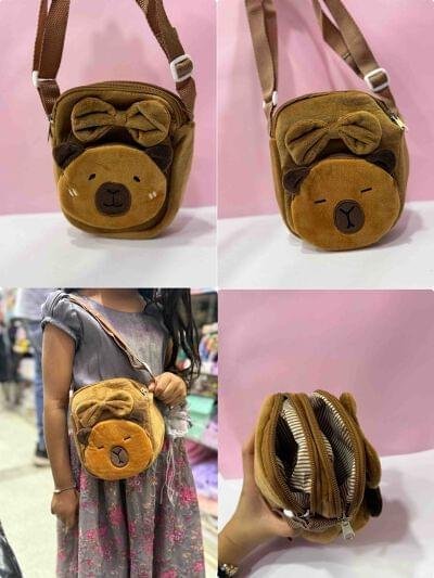 BOLSO DE PELUCHE CAPIBARA