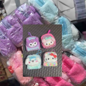 PAQUETE X12 UNIDADES LLAVERO MONEDERO PELUCHE SANRIO