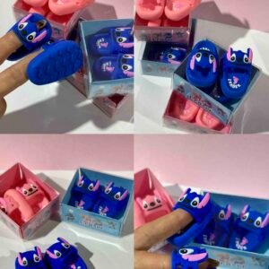 CAJA DE PAR DE BORRADOR CHANCLA STITCH